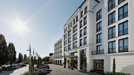 Außenansicht Parkhotel Stuttgart Messe-Airport