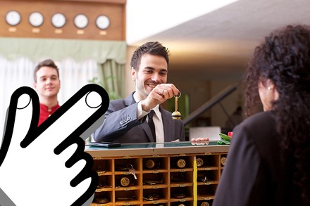 Die Rezeption in einem Hotel