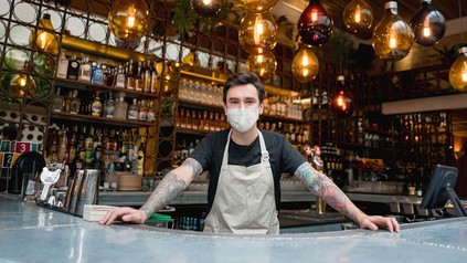 ein Barkeeper