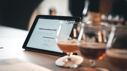 Die Expertenjury traf sich 4. Februar bei Maisel & Friends in Bayreuth, um die 106 eingereichten Biere professionell zu bewerten und daraus die Gewinner zu ermitteln. (Foto: © Maisel & Friends)