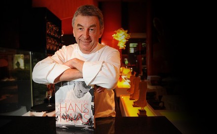 Hans Haas in seinem Restaurant Tantris