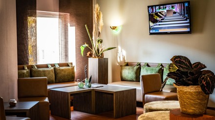 Achat Hotel Foyer in Dresden mit Sitzgruppe