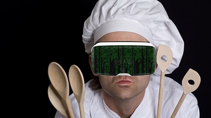 Ein Koch mit einer Datenbrille