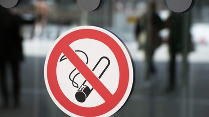 Ein Nichtraucherschild