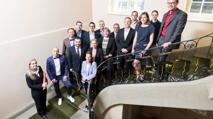 C. Folberth, A. Schulz, Th. Unger, H. Ari, F. Muntwyler, J. Sternke, B. Schär, H. Zimmermann, T. Oehrli, N. Raedersdorf, S. Willi, M. Andenmatten, S. Boller, C. Tichelli, K. Schwarze, M. Schneiter. Verhindert: K. Hempel und R. Treuthardt bei einer Gruppenfotografie