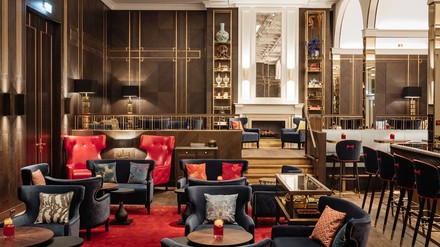 Die neugestaltete Bar im Hotel Atlantic Hamburg
