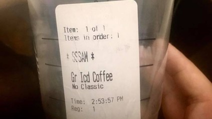 Ein Kassenzettel auf dem als Name des Kunden SSSAM steht