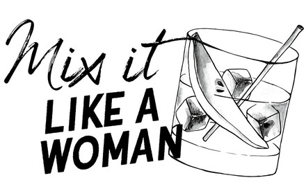 Ein Drink neben dem Mix it like a Woman steht