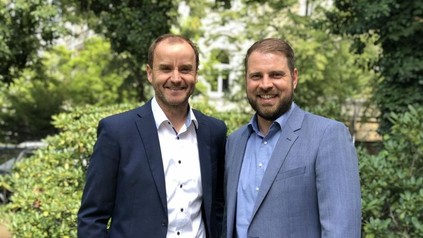 Thomas Pfenninger, Geschäftsführer des DEHOGA Sachsen, (li.) und Prof. Dr. Matthias Straub, geschäftsführender Direktor des Institutes für Dienstleistungsmanagement am SRH Campus Dresden