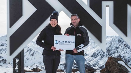 Theresa Haid (Geschäftsführerin Vitalpin) und Günther Zangerl (Vorstand Silvrettaseilbahn AG)