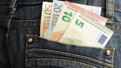 Durch Fortbildungen lässt sich das Gehalt deutlich verbessern. (Foto: © Tobif82/fotolia)