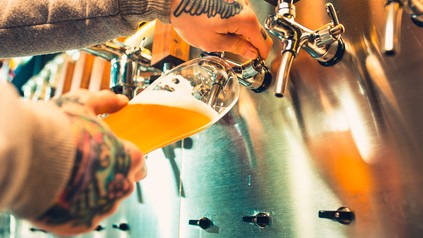 Bier am Zapfhahn