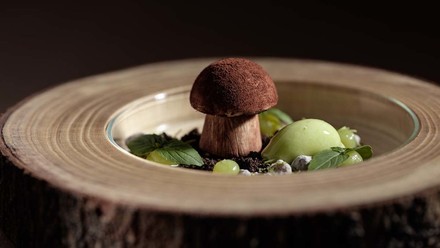 Gutes Essen muss laut dem Kulinarischen Direktor des Vier Jahreszeiten Starnberg mit Liebe zubereitet werden. (Foto: © Vier Jahreszeiten Starnberg)