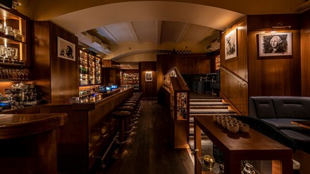 Dino’s Apothecary Bar