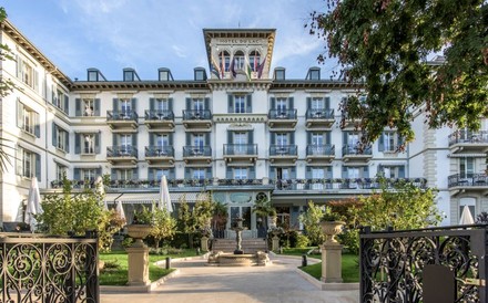 Frontansicht des Grand Hôtel du Lac