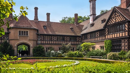 Schloss Cecilienhof in Potsdam und Umgebung