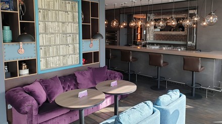 Blick in die Lobby des neuen Premier Inn Nürnberg