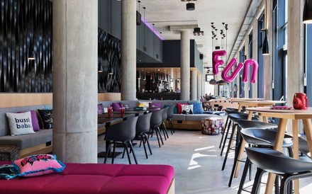 Das Moxy-Hotel beim Wiener Flughafen von innen