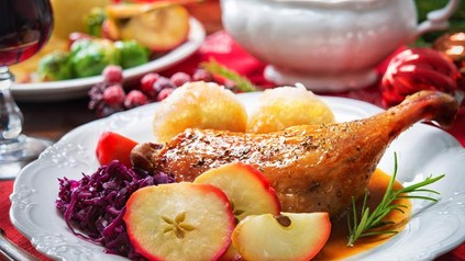 Ein herbstliches Entengericht auf einem Teller