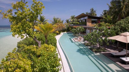 Haus am Strand mit Pool