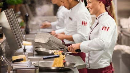 Vapiano Köche an der Fritteuse