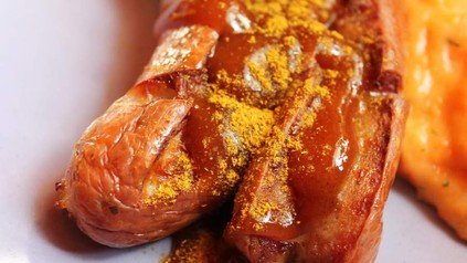 Currywurst mit Sauce