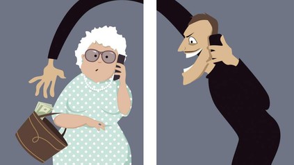 Dieb stiehlt alter Frau Geld aus der Handtasche