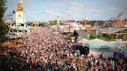 Menschenmenge auf Oktoberfest