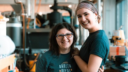 Zwei Kaffee-Rösterinnen von Barista Royal