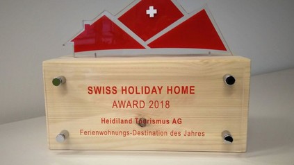 Gewinnerpokal der Heidiland Tourismus AG