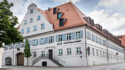 Außenaufnahme der Alten Posthalterei in Zusmarshausen