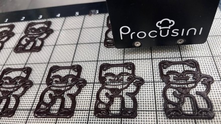 Japanische Winkekatze im Druck