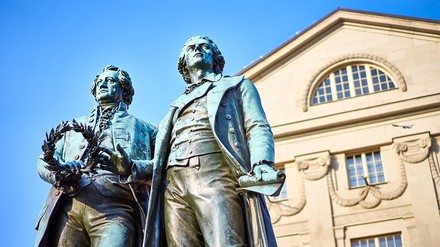 Goethe und Schiller Denkmal in Weimar