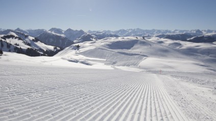 Leere Piste am Kitzbüheler Horn