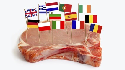 Schweinskotelett mit verschiedenen Landesfahnen drauf