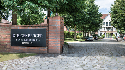 Steigenberger Hotel Treudelberg