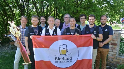 Das bierige Nationalteam (v. l.): Axel Kiesbye (Trainer), Christian Harringer, Clemens Kainradl, Michael Leingartner, Gerhard Litzlbauer, Karl Zuser, Markus Rüf, Julian Selinger, Felix Schiffner sowie Philipp Geiger. (Marion Weinberger fehlt leider)