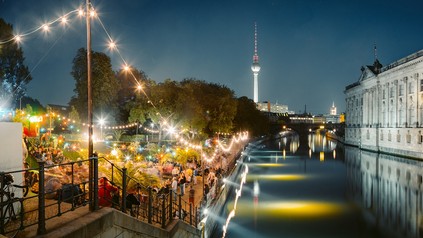 Ein Straßencafe in Berlin