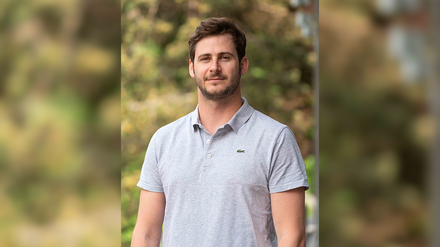 Lukas Zirker, Gründer und CEO von Midnightdealm freut sich über das Ergebnis der Crowdinvesting-Kampagne. (Foto: © Midnightdeal)
Lukas Zirker