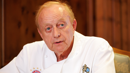 Alfons Schuhbeck muss wegen des Verdachts der Steuerhinterziehung vor Gericht. (Foto: © picture alliance/dpa | Matthias Balk)
Alfons Schuhbeck